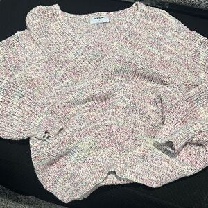 Old Navy Women's Pink and Cream V-Neck Sweater
